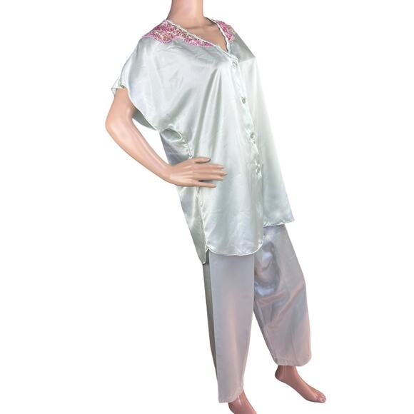 Vintage Val Mode Lingerie 2 Pieces Pale Green Satin Pant & Top Sleepwear Set M - Picture 3 of 12